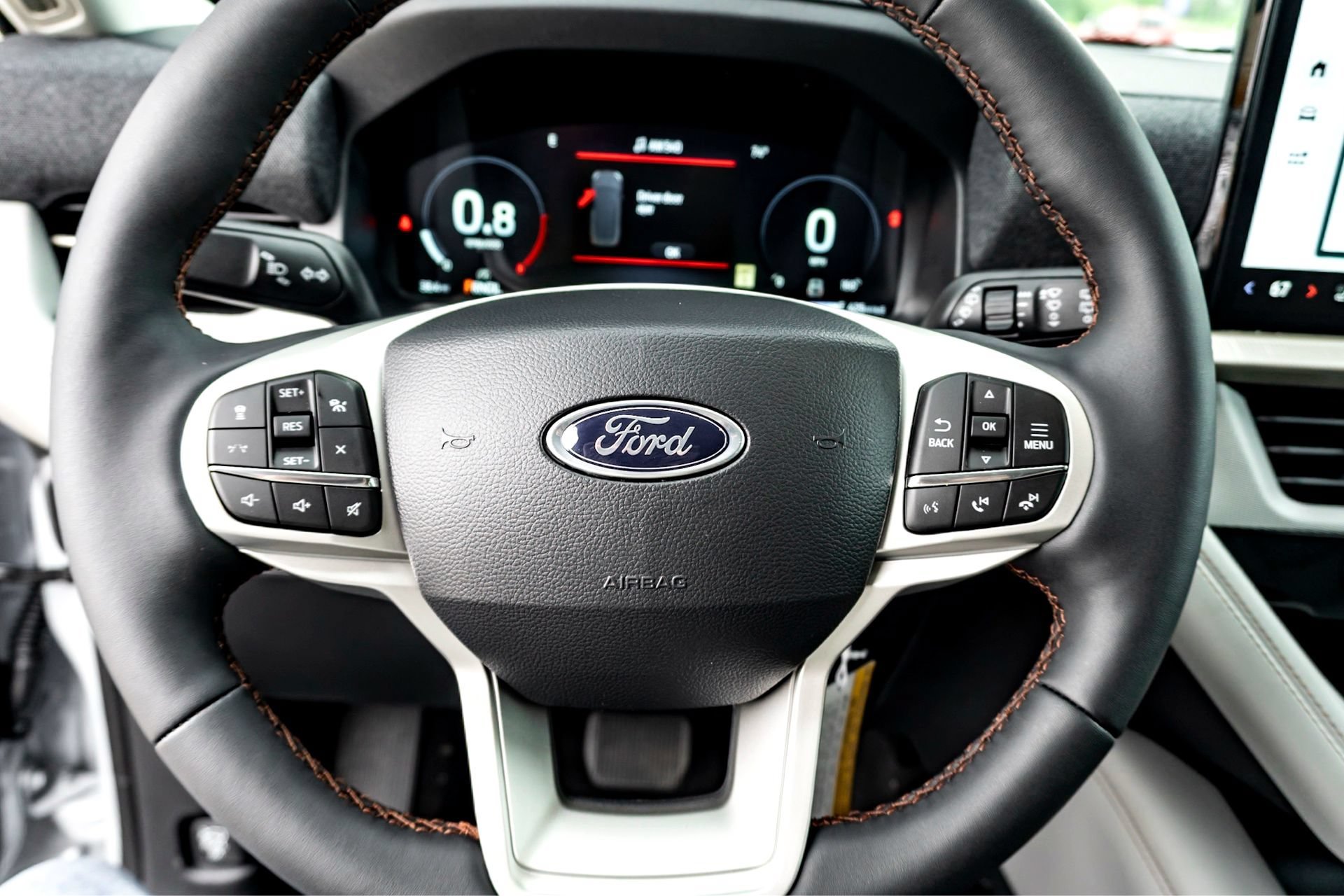 New 2026 Space White Metallic Ford Active image 12