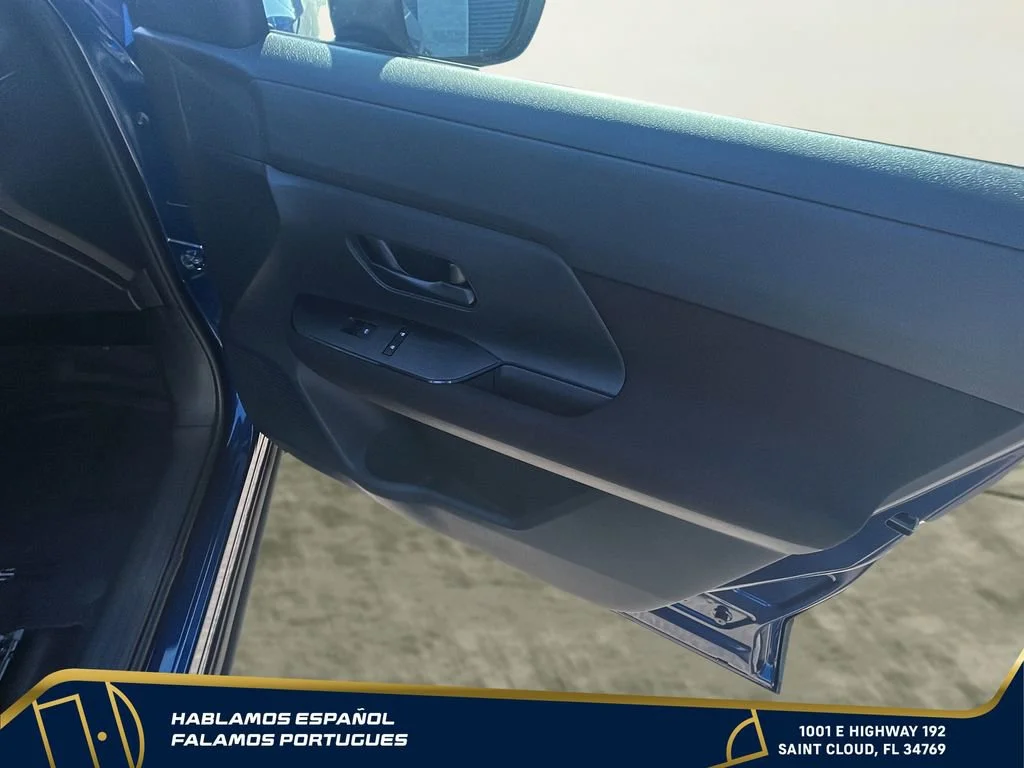Used 2025 Blue Nissan S FWD image 30