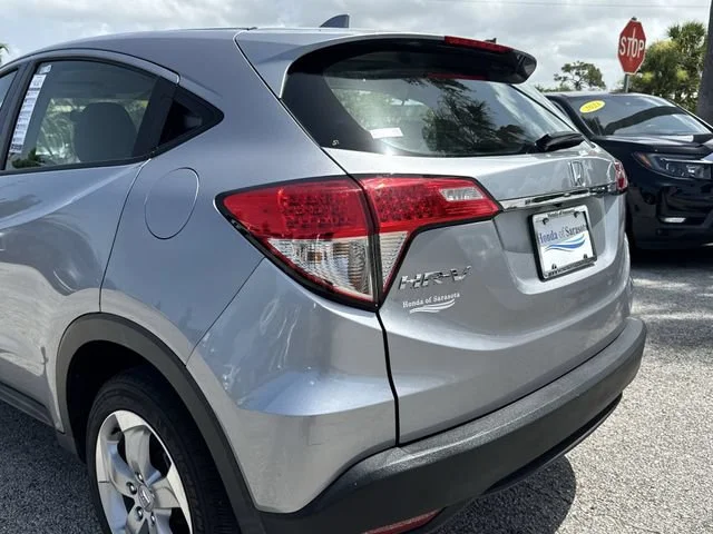 Used 2021 Lunar Silver Metallic Honda LX image 11