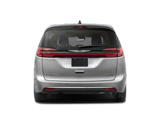 New 2026 Bright White Clear-Coat Exterior Paint Chrysler Limited image 8
