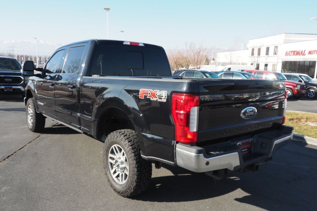 Used 2019 Black Ford Lariat image 7
