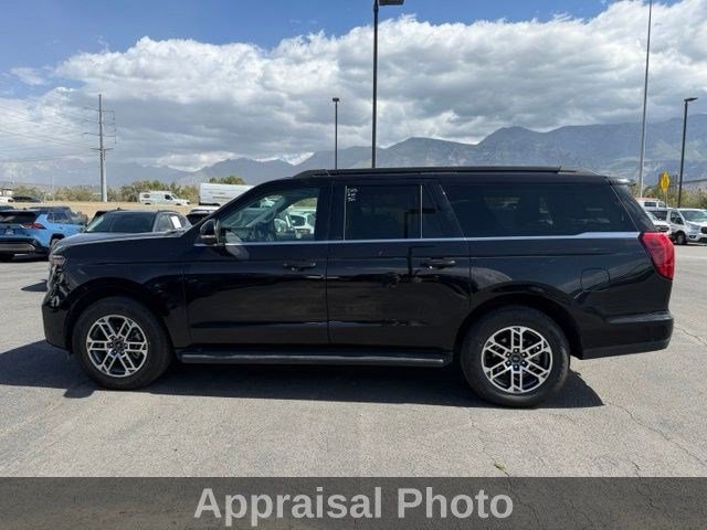Used 2025 Black Metallic Ford Active image 5