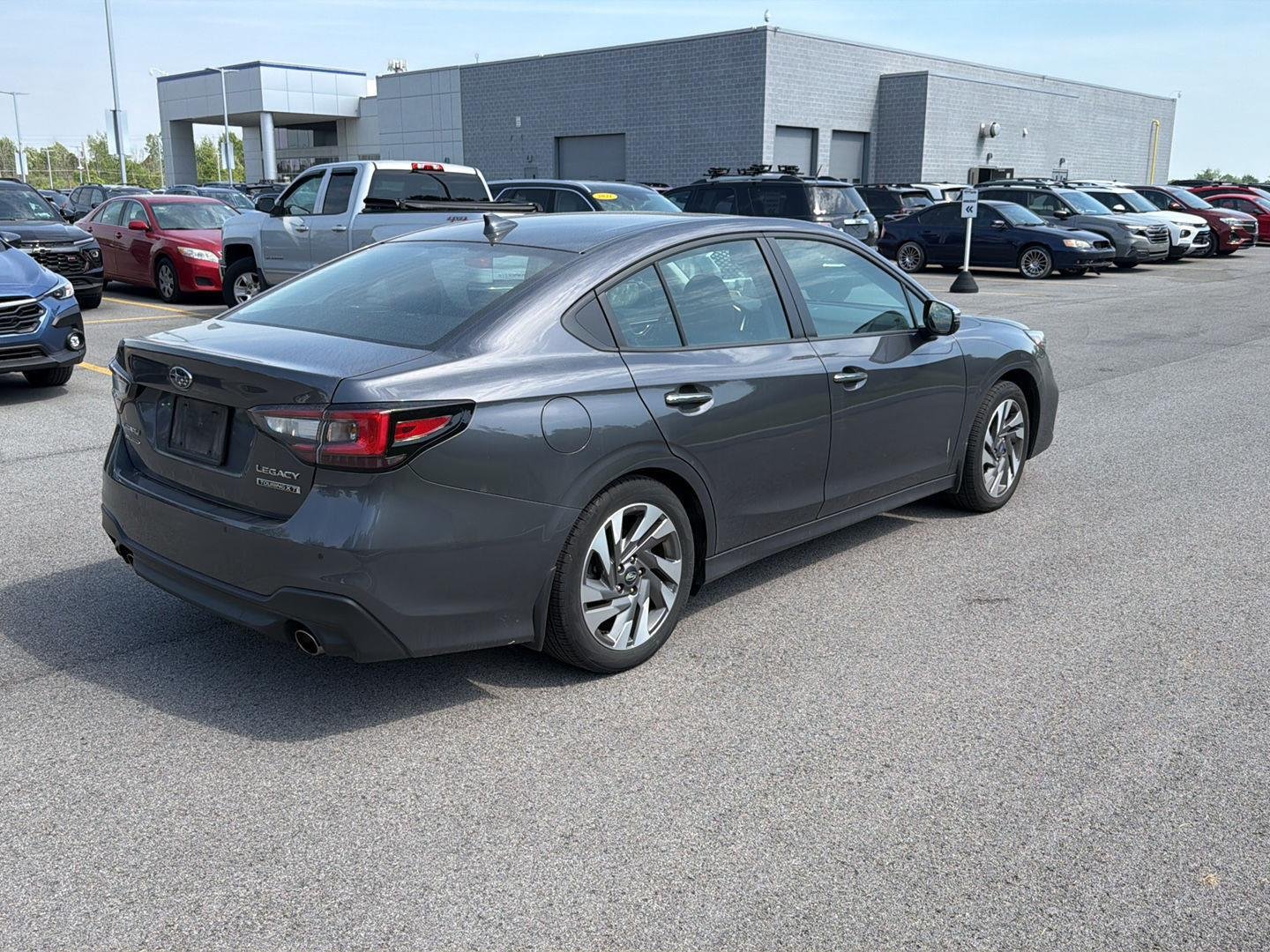 Used 2025 Magnetite Gray Metallic Subaru Touring XT image 4
