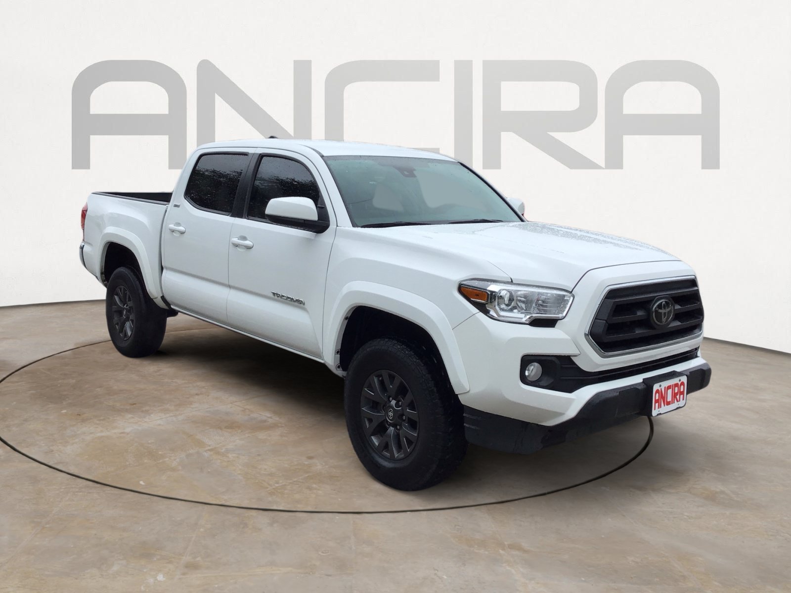 Used 2023 Ice Cap Toyota SR5 image 3