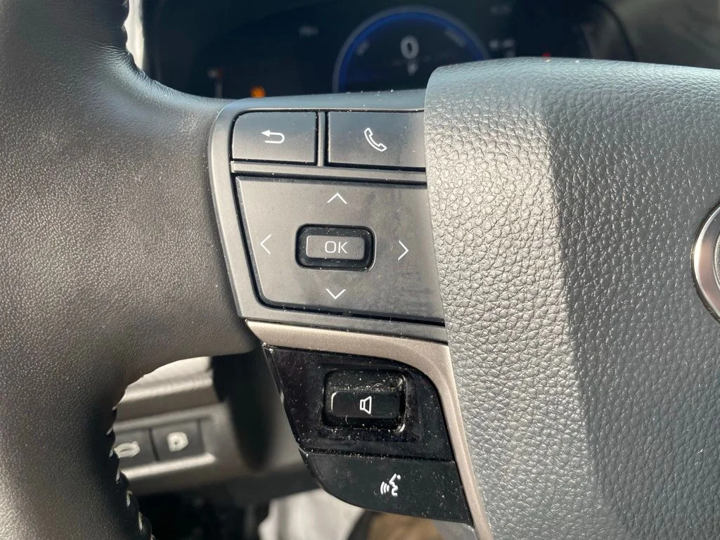Used 2025 White Toyota SE image 26