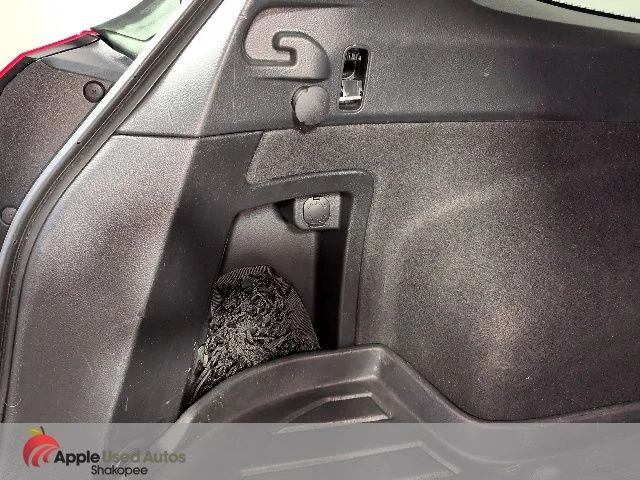 Used 2010 Green Subaru 2.5i Premium image 9