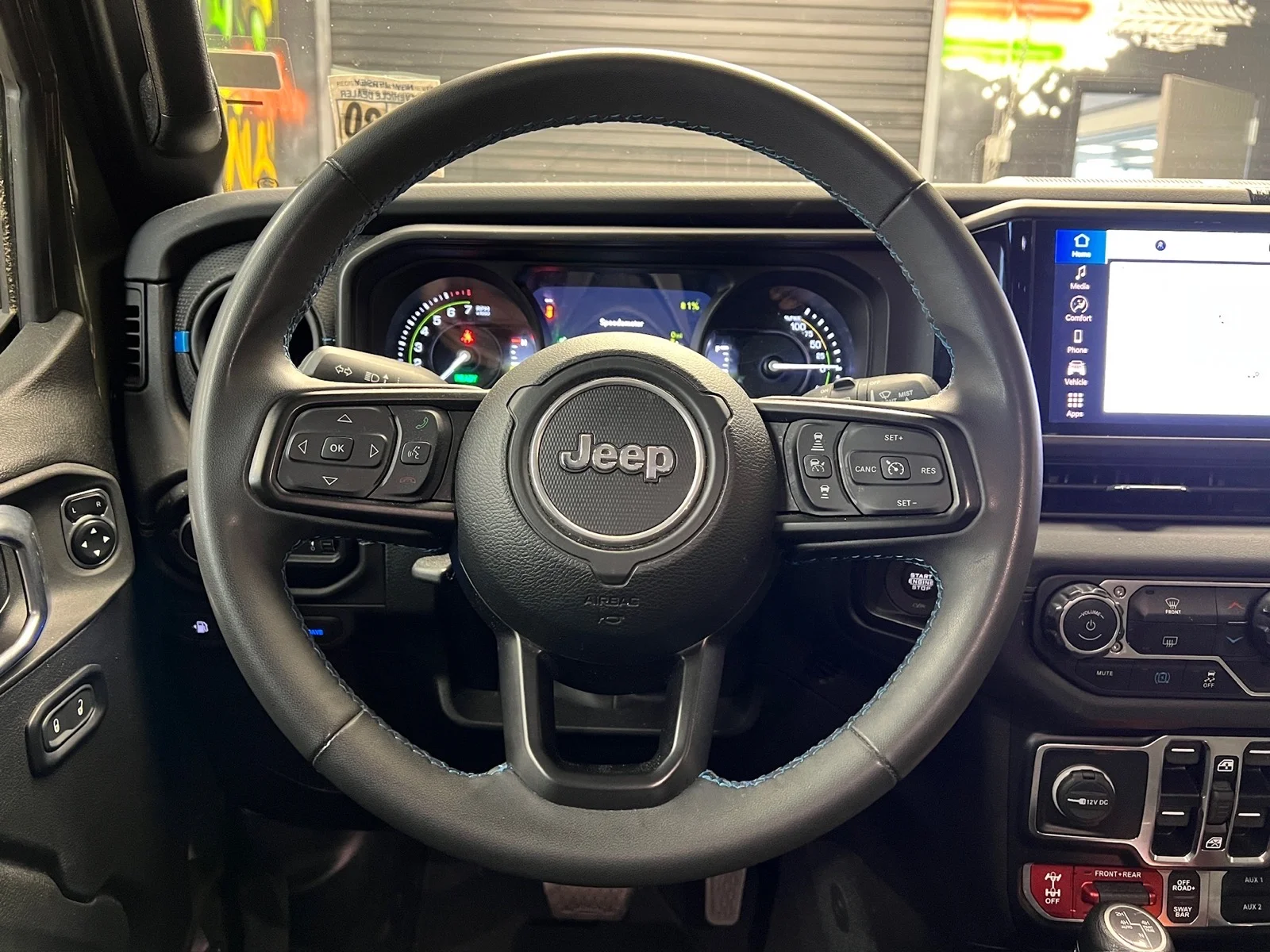 Used 2024 Sarge Green Clear Coat (pgg) Jeep Rubicon 4xe image 9