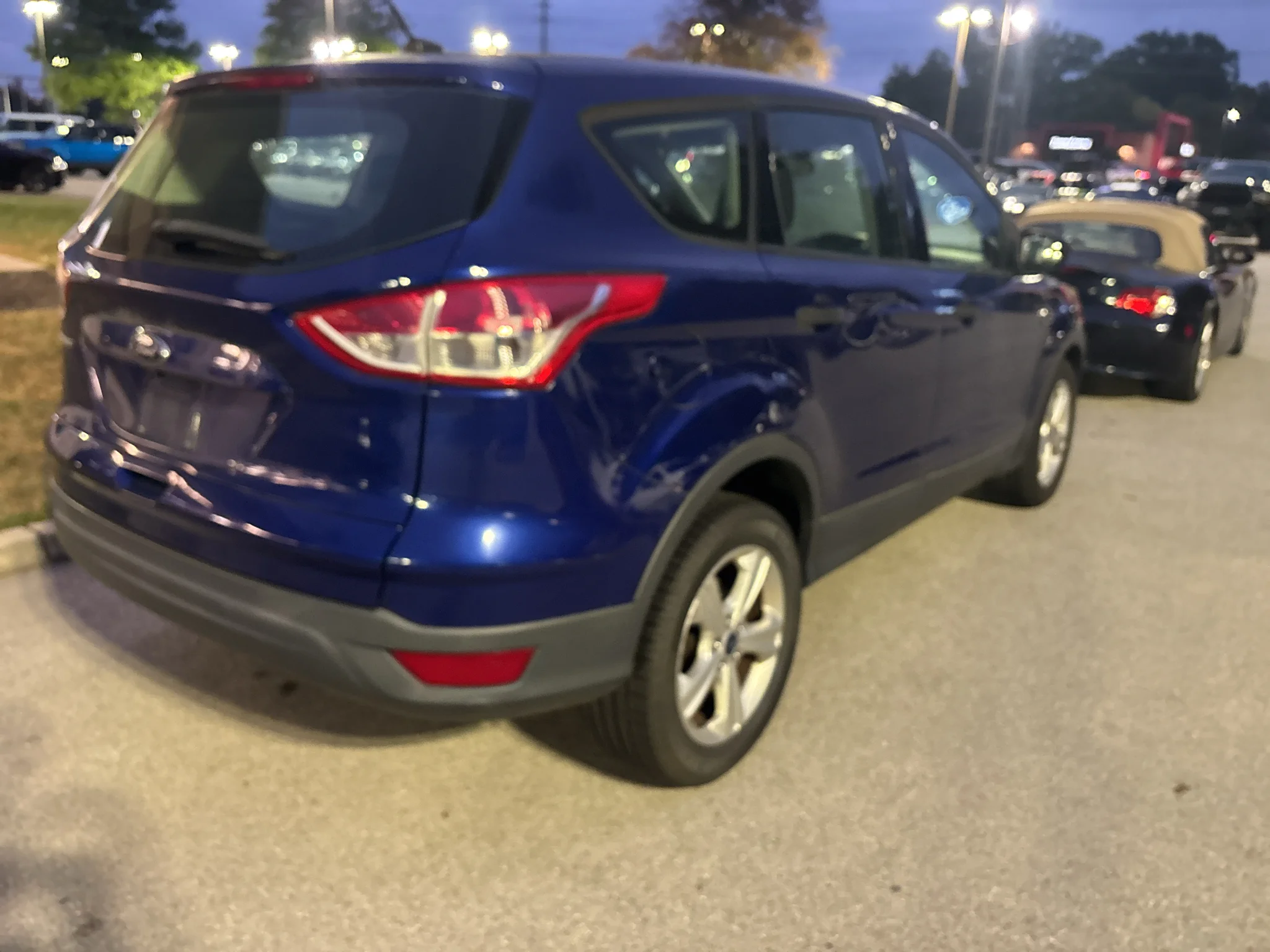Used 2015 Deep Impact Blue Ford S image 3