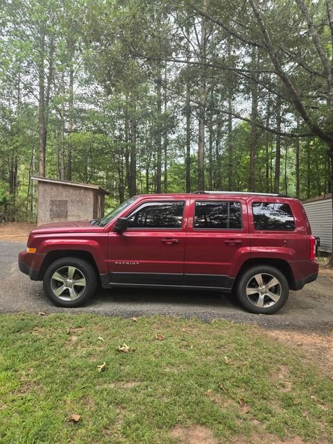 Used 2016 Jeep Patriot Latitude with VIN 1C4NJRFB8GD690664 for sale in Spartanburg, SC