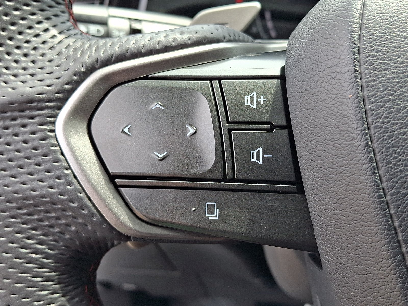 Certified Used 2024 ULTRA WHITE Lexus F SPORT HANDLING AWD image 21