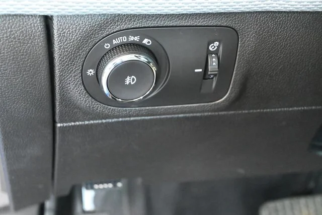 Used 2019 Blue Chevrolet LT image 22