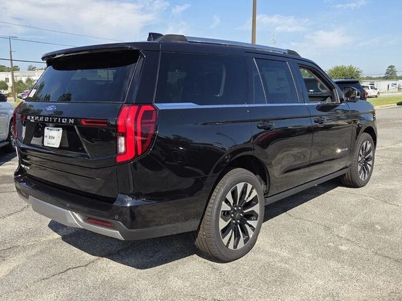 New 2026 Agate Black Metallic Ford Platinum® image 13