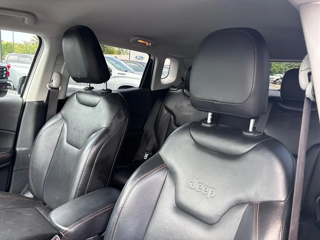 Used 2018 White Clearcoat Jeep Limited image 38