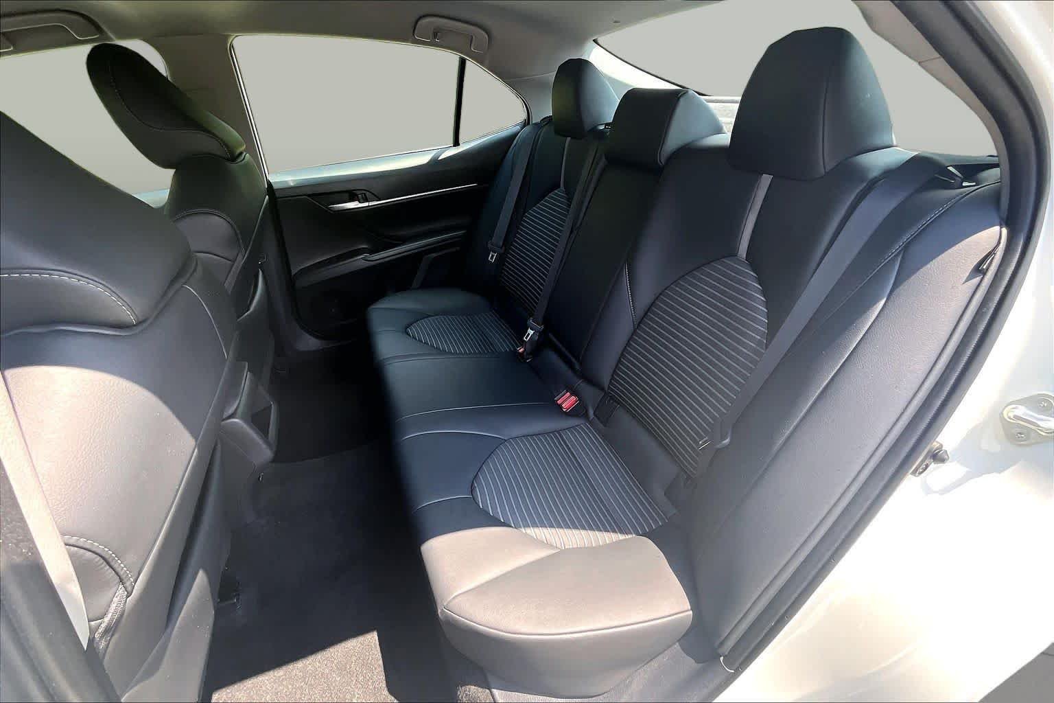 Used 2024 Ice Cap Toyota SE image 20