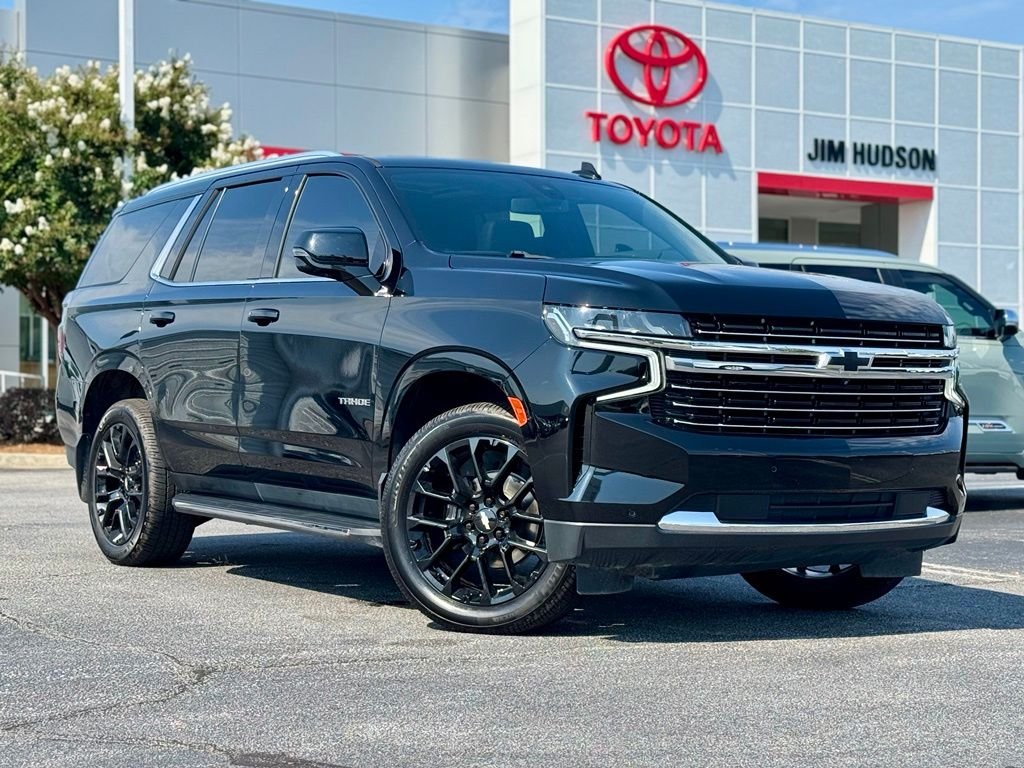 Used 2022 Black Chevrolet LT image 2