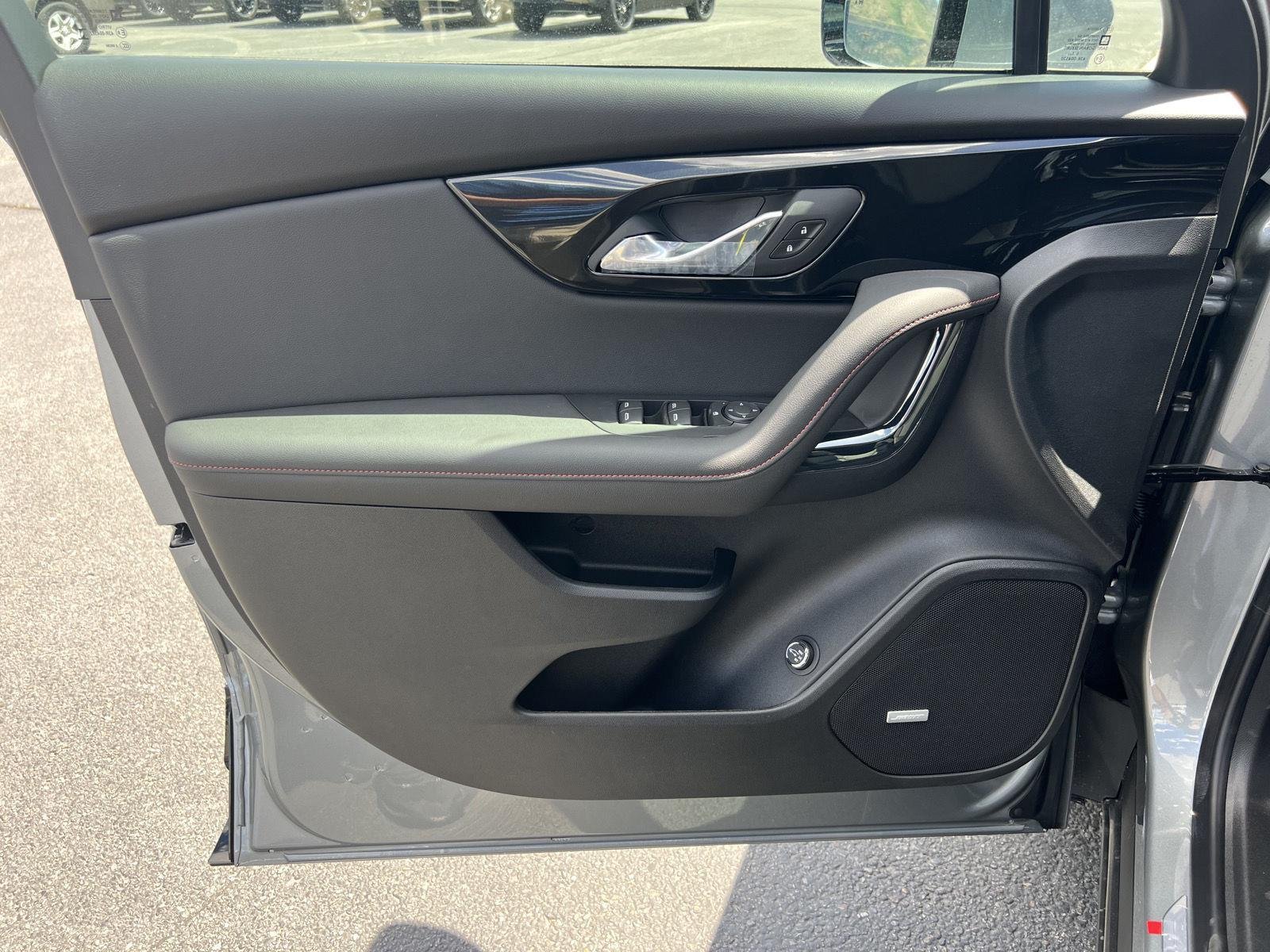 2026 Chevrolet Blazer RS - Photo 13