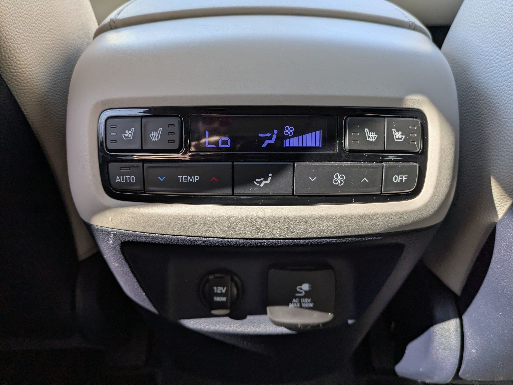 Used 2023 White Hyundai Limited image 29