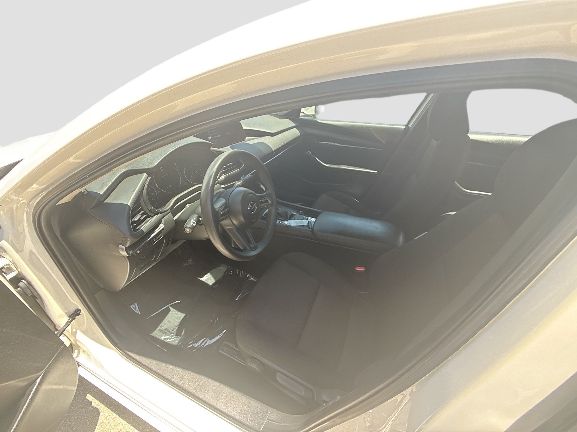 Used 2020 Snowflake White Pearl Mica Mazda  image 18
