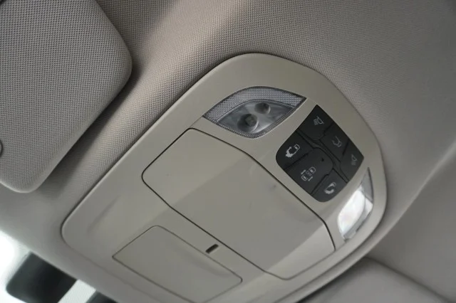 Used 2022 GREY Chrysler Touring L image 38