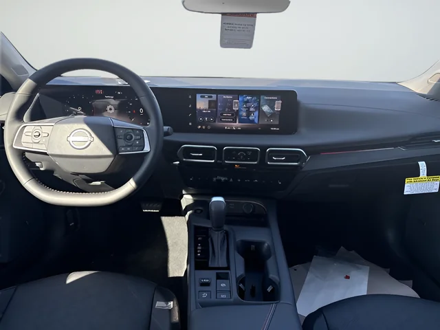2026 Nissan Sentra SR - Photo 11