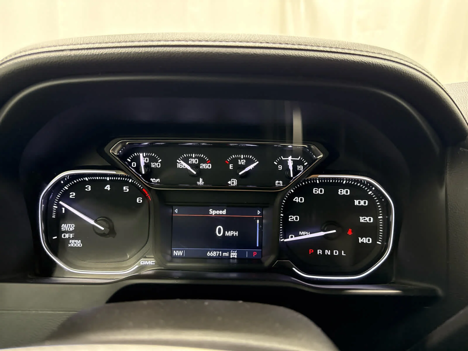 Certified Used 2020 QUICKSILVER METALLIC GMC Elevation image 25