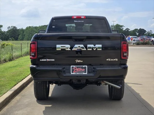 New 2026 Diamond Black Crystal Pearl-Coat Exterior Paint RAM Big Horn image 4