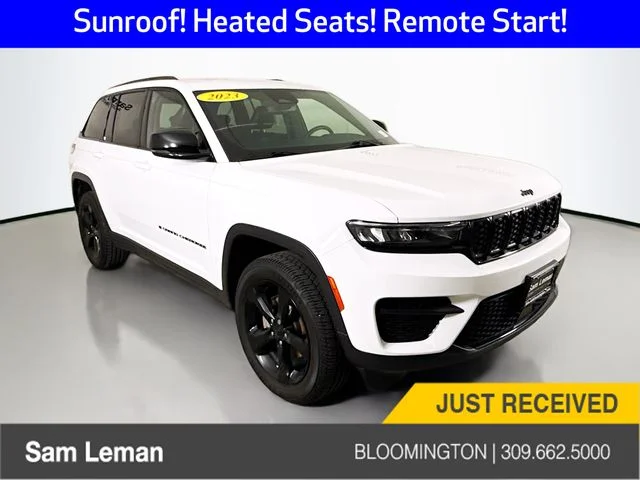 Used 2023 White Jeep Altitude X image 1