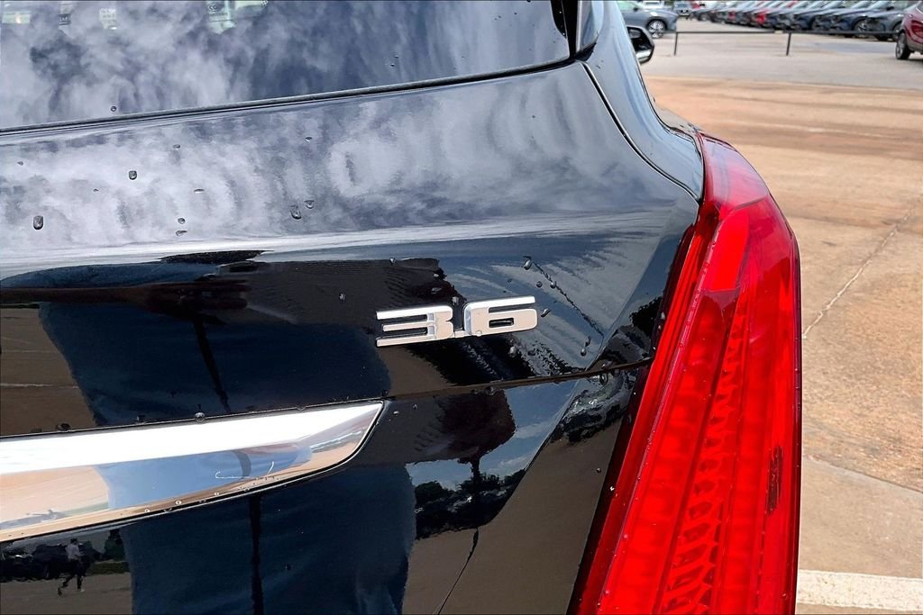 Used 2018 Black Cadillac Premium Luxury image 32
