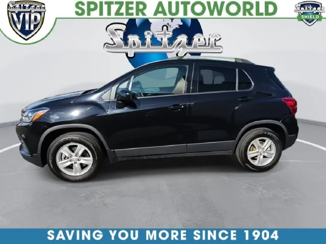 Used 2022 Black Chevrolet LT image 5