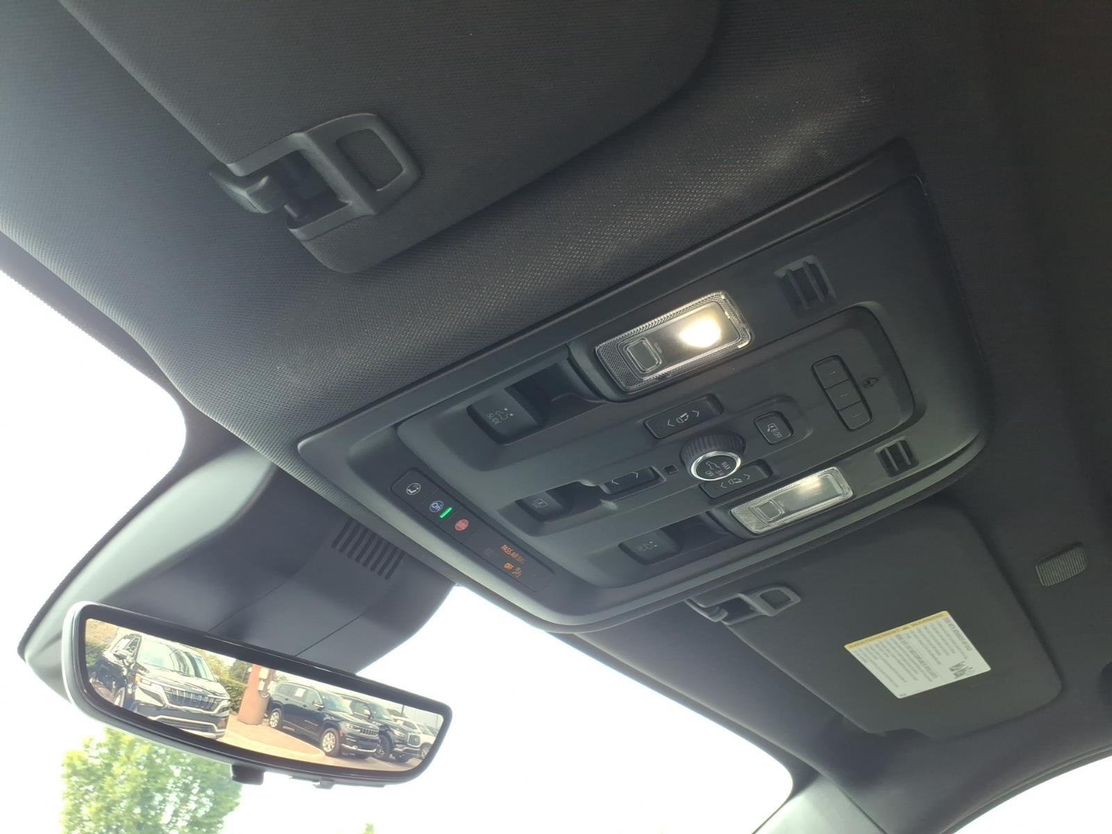 Used 2023 Black Chevrolet Premier image 11