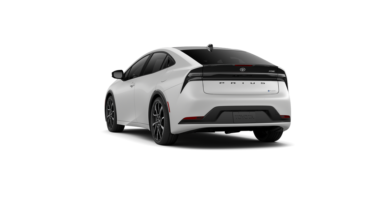 New 2027 Wind Chill Pearl Toyota XSE Premium image 26