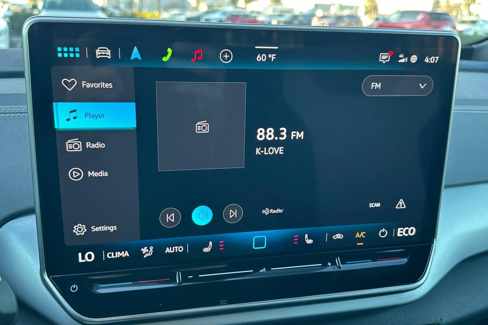 New 2026 Opal White Pearl Volkswagen Pro image 18