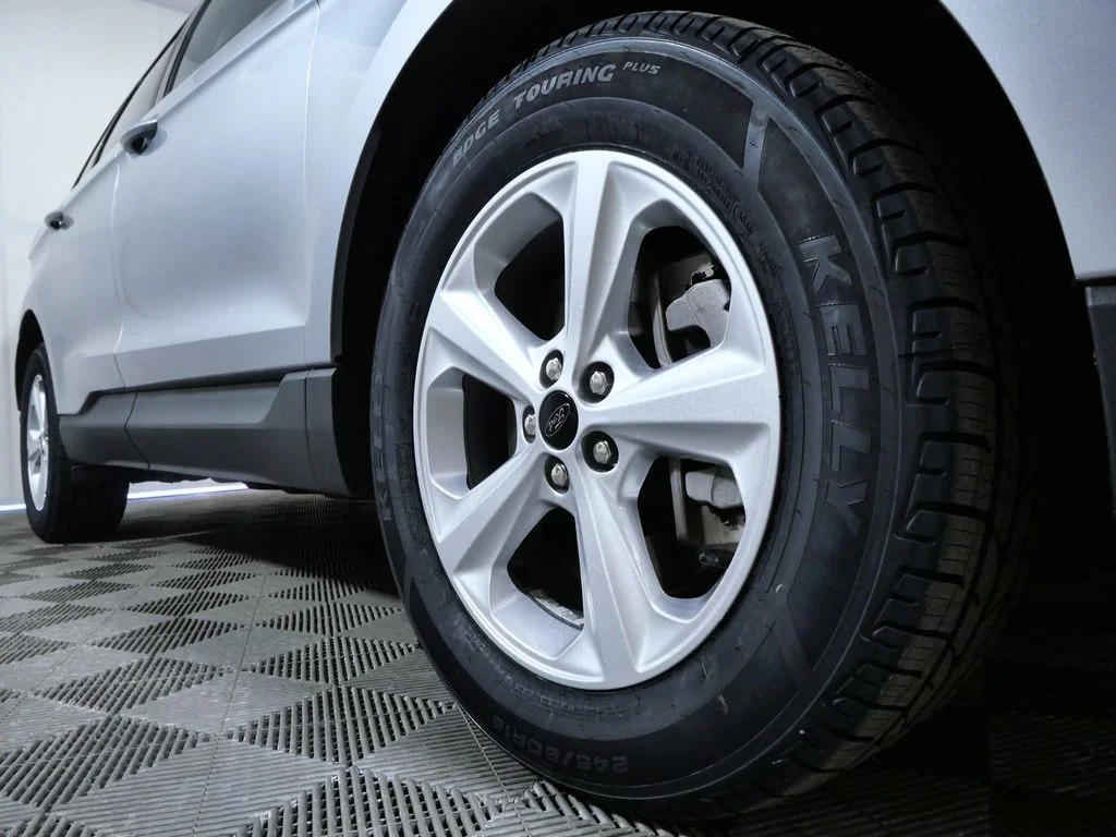 Used 2023 Ford Edge SE with VIN 2FMPK4G97PBA18830 for sale in White Bear Lake, Minnesota