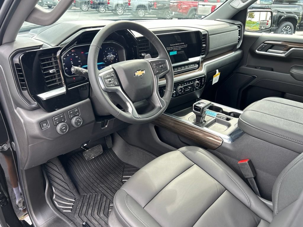New 2026 Black Chevrolet LT image 20