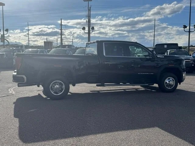 Certified Used 2026 Onyx Black GMC SLE DRW image 6