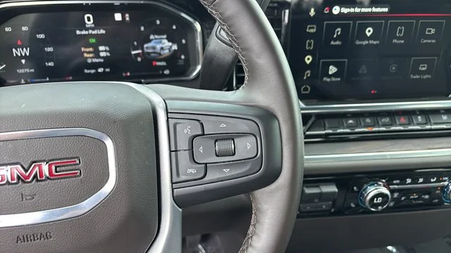 Used 2026 White GMC SLT image 23