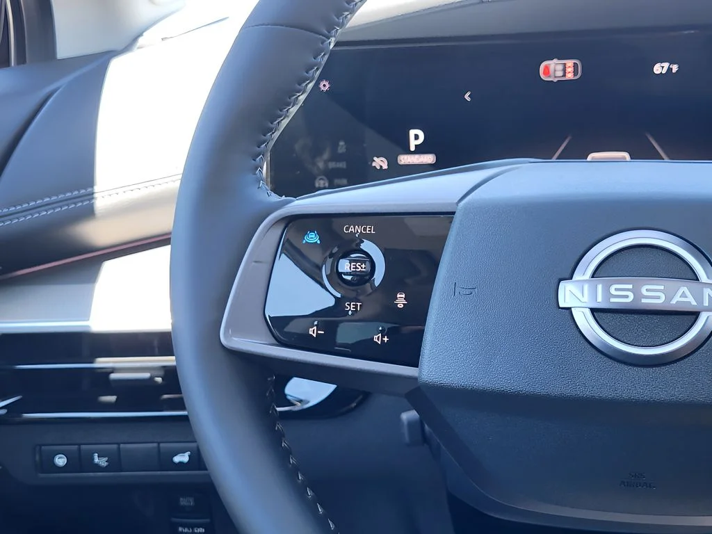New 2026 Super Black Nissan Platinum image 14