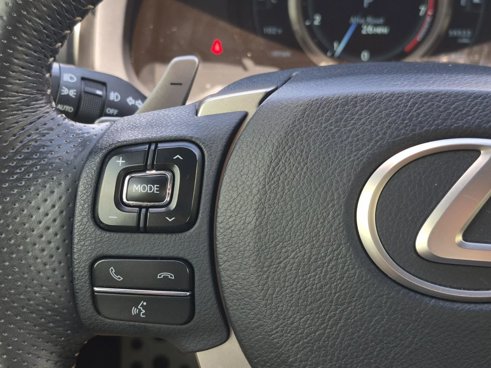Used 2015 Nebula Gray Pearl Lexus 350 image 24