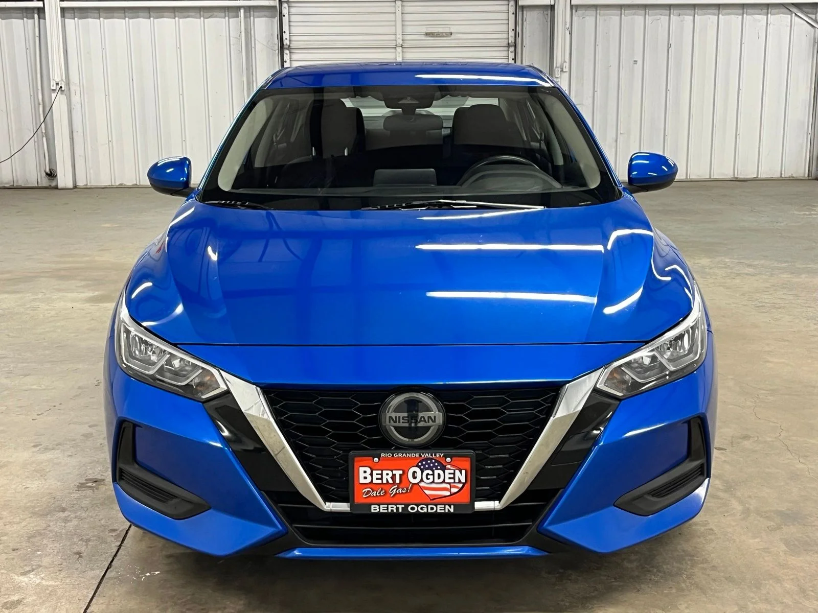 Used 2023 Blue Nissan SV image 2