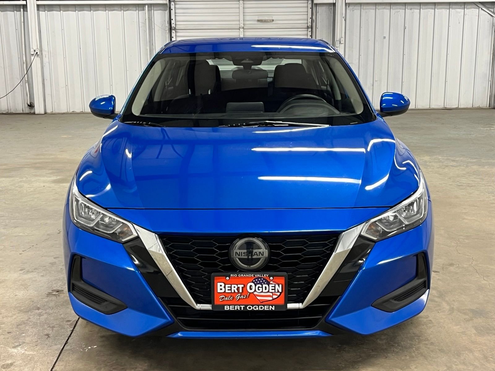Used 2023 Blue Nissan SV image 2