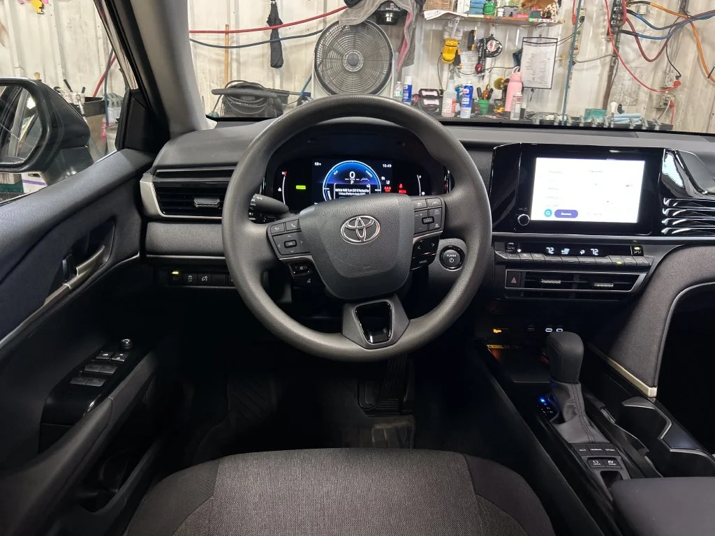 Used 2025  Toyota LE image 16