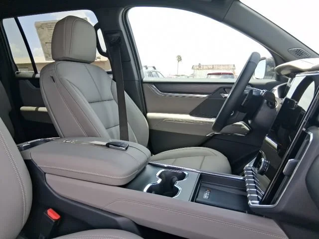 2026 GMC Acadia Elevation - Photo 19