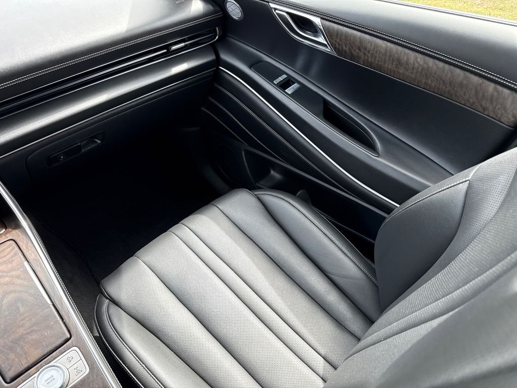 Used 2024 Gray Genesis 2.5T image 16