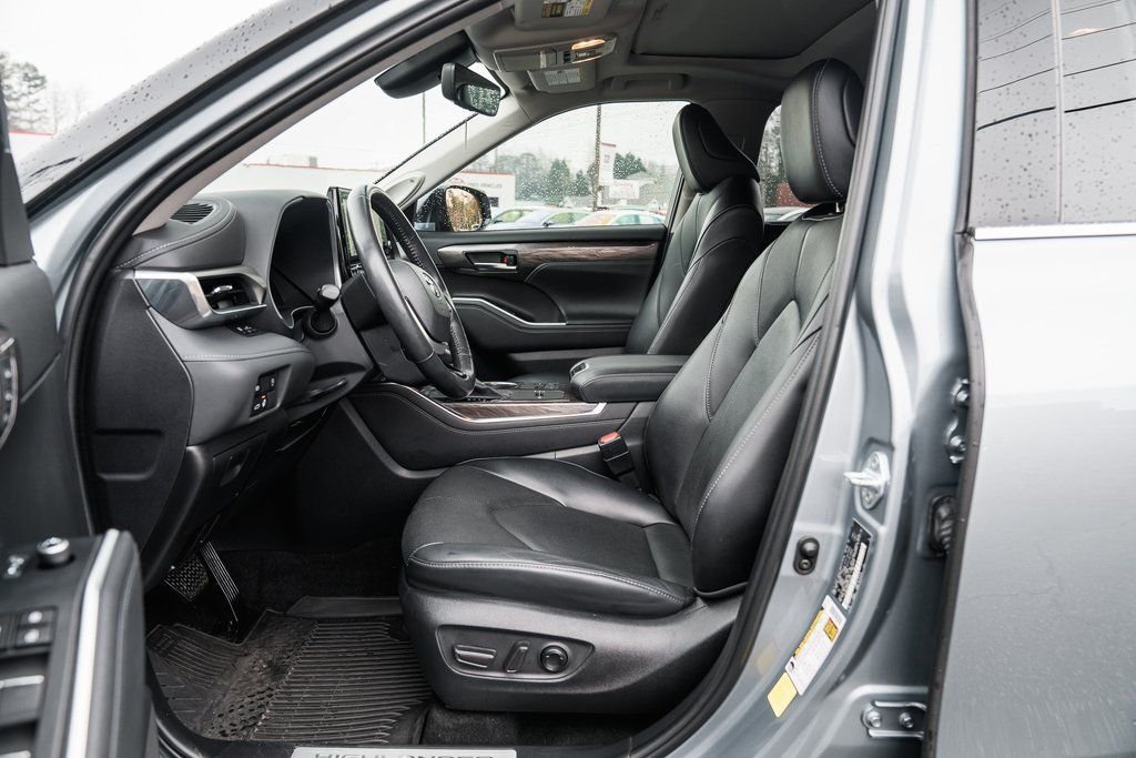 2023 Toyota Highlander Limited - Photo 25