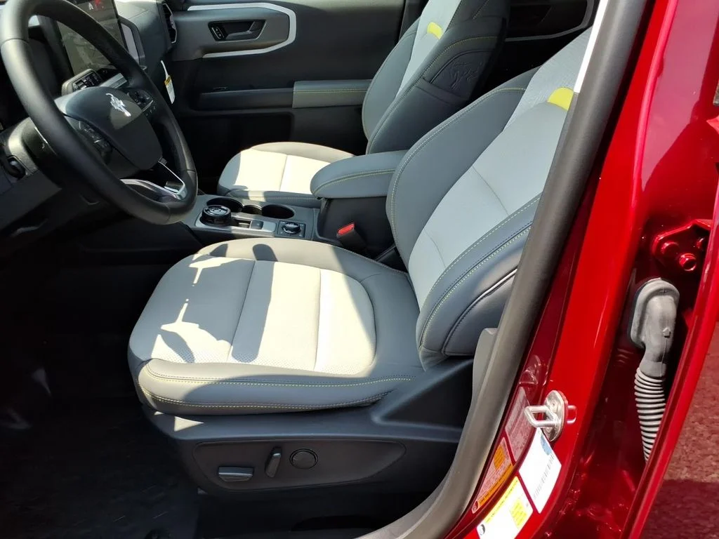 New 2026 Ruby Red Metallic Tinted Clearcoat Ford Badlands® image 13
