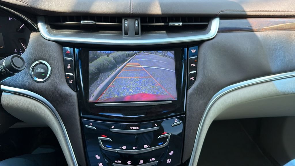 Used 2014 Red Cadillac Luxury image 14