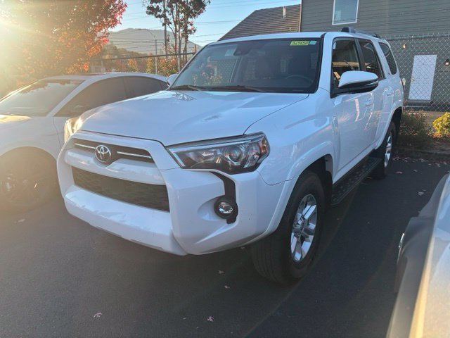 Used 2022 White Toyota SR5 Premium image 5