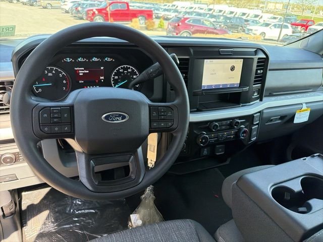New 2026 Carbonized Gray Metallic Ford F-350® XLT image 15