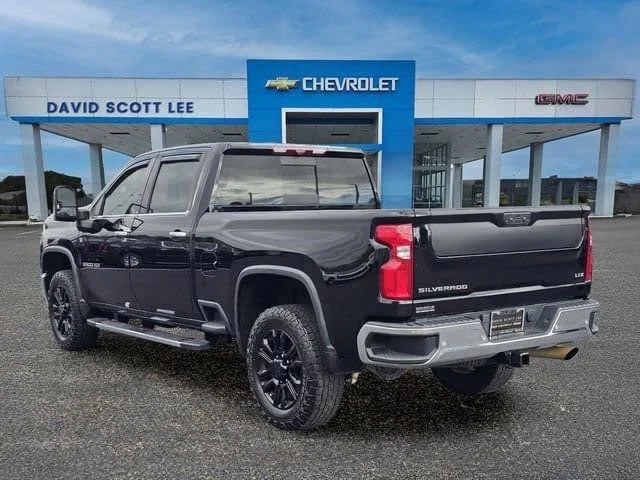 Used 2022 Black Chevrolet LTZ image 12