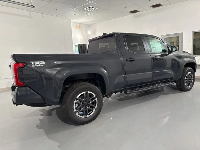 2026 Toyota Tacoma TRD Sport - Photo 10
